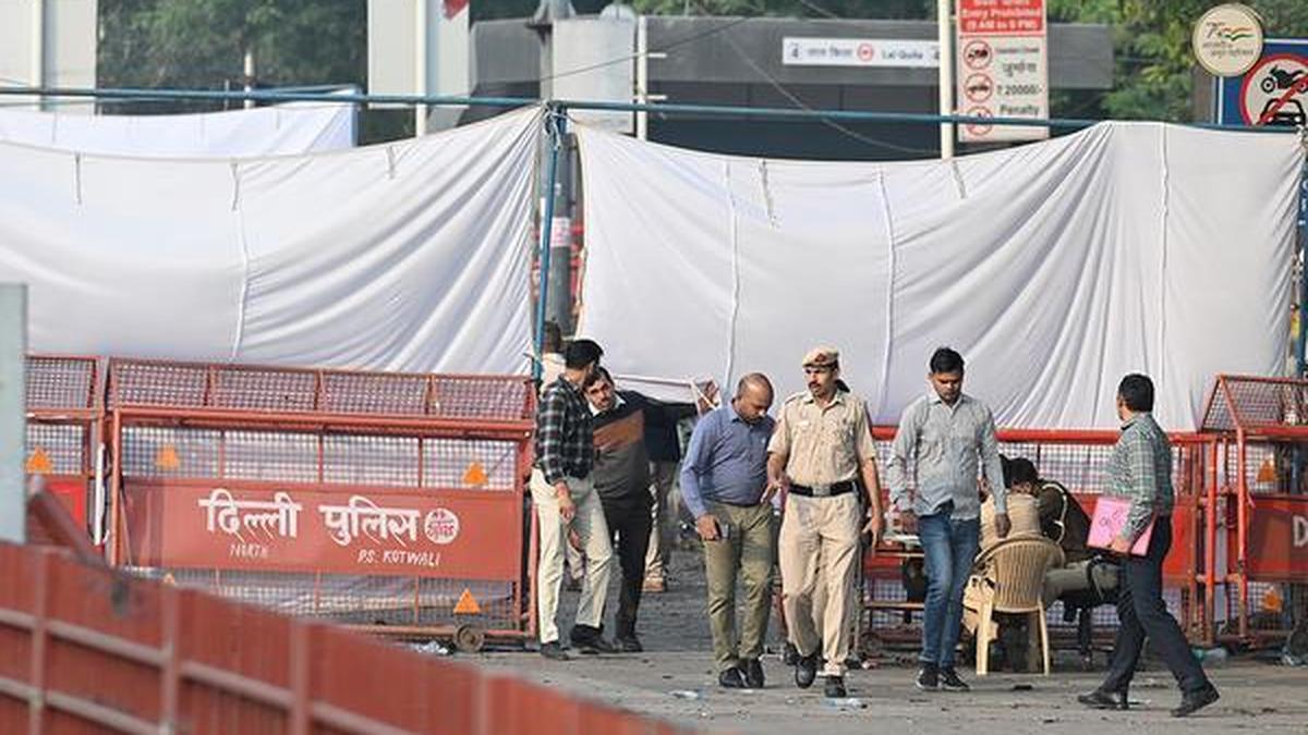 Delhi Blast near Red Fort – Security tightened around Lal Quila metro station